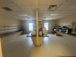 Bolivar, TN Office/Residential - 645 Lucy Black Rd