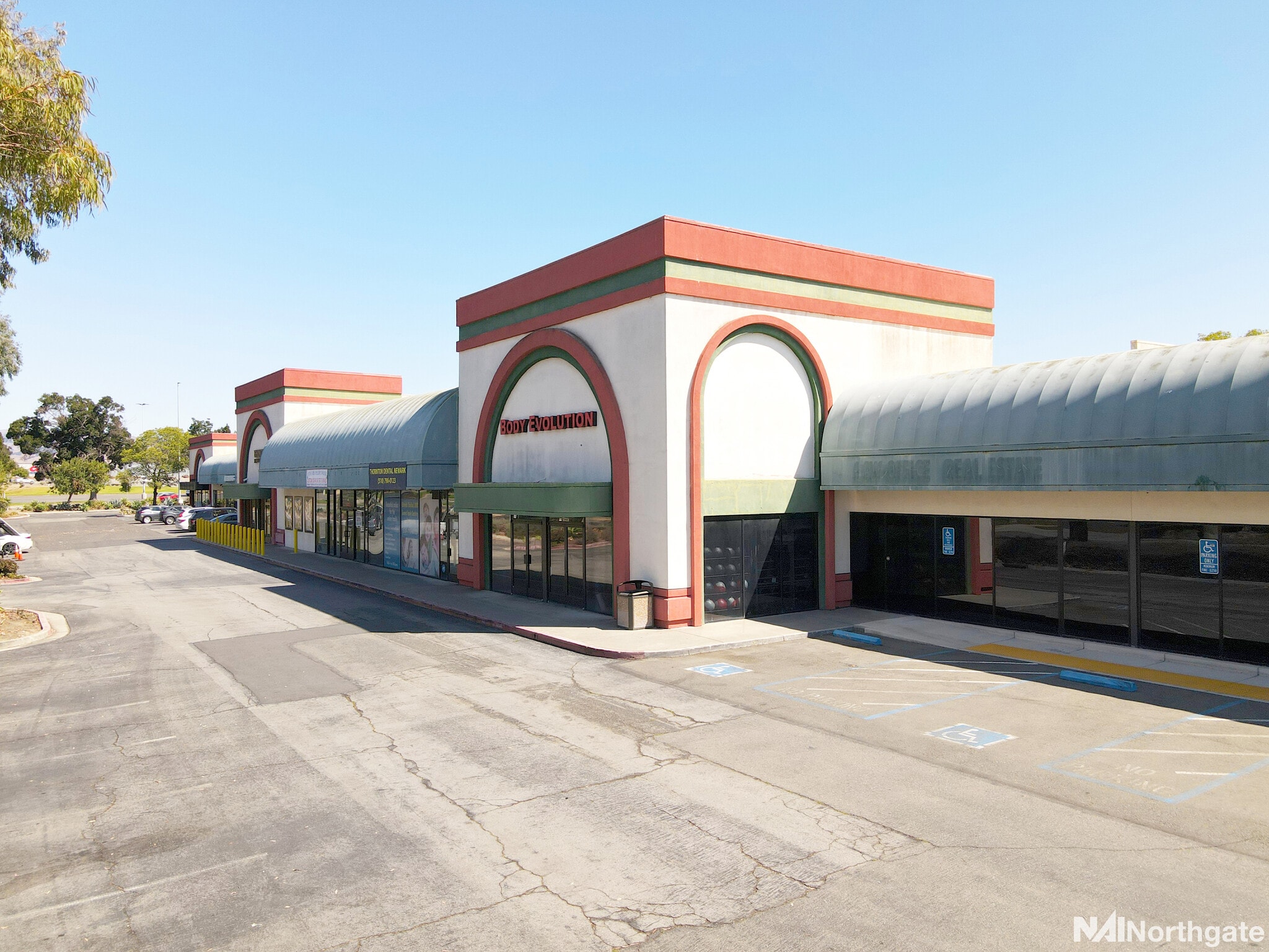 5900-5980 Newpark Mall Rd, Newark, CA for Rent