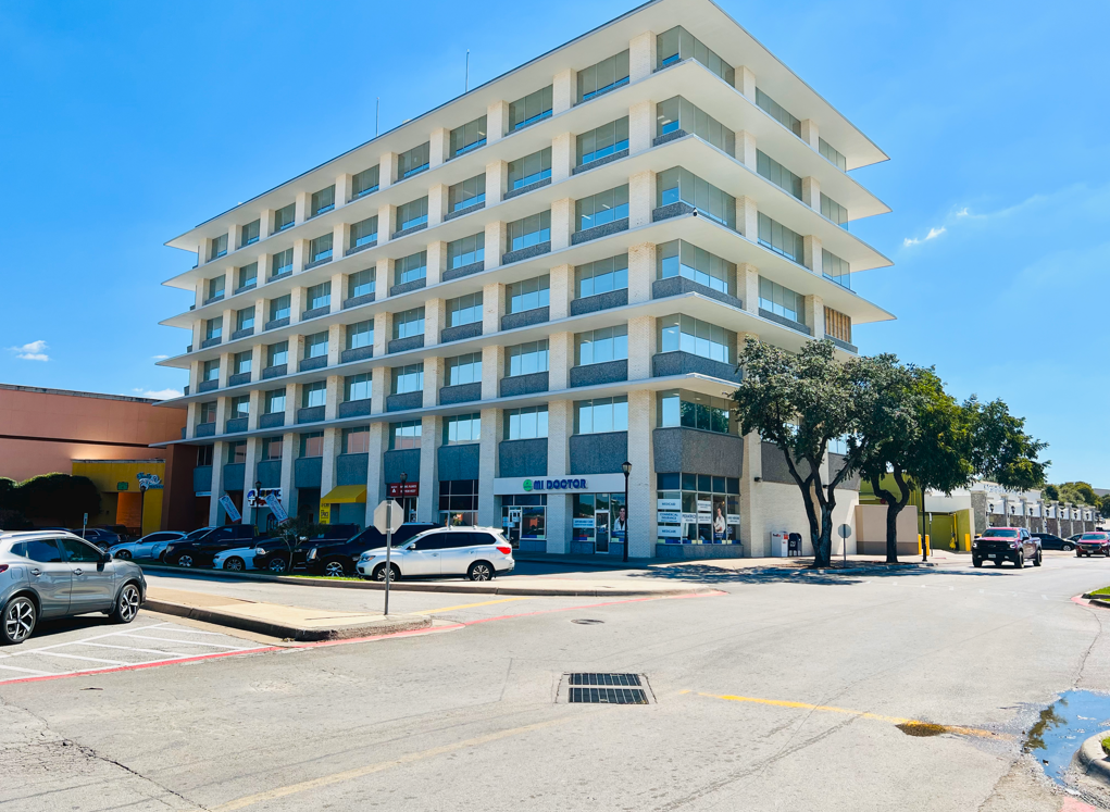 4200 South Fwy, Fort Worth, TX for Rent