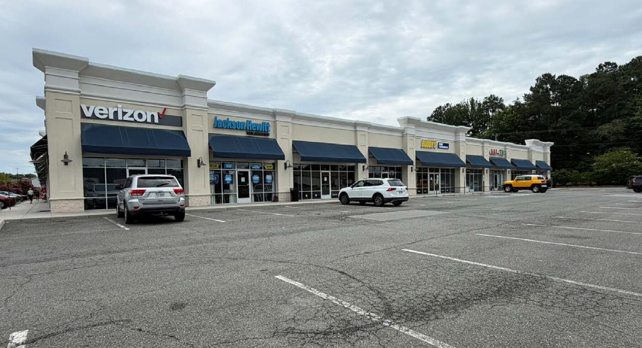 10-150 Old Fair Grounds Way, Kilmarnock, VA for Rent