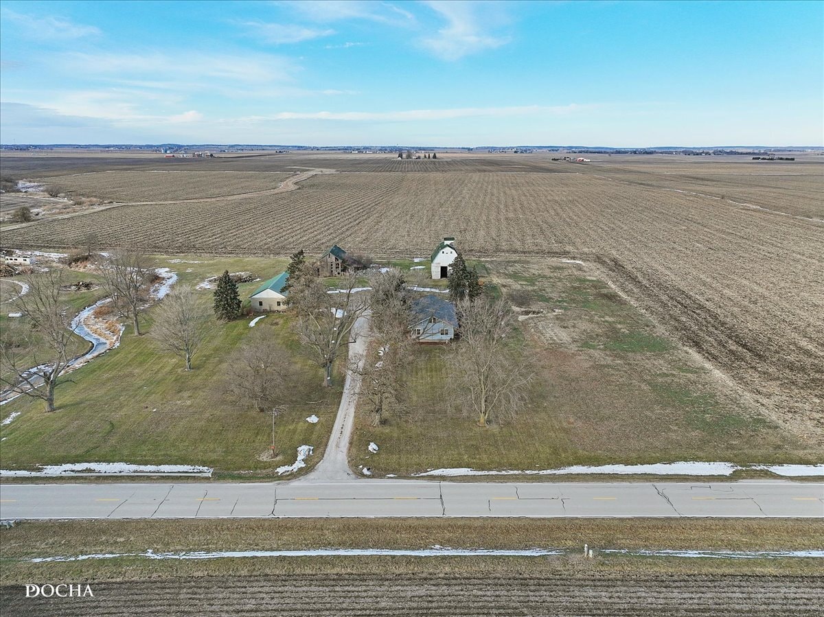 8725 Plattville Rd, Newark, IL for Sale