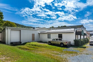 Calhoun, GA Warehouse - 222 King St S Calhoun, GA Warehouse - 222 King St S