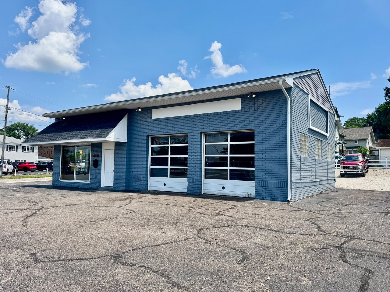 575 Canton Rd, Akron, OH for Sale