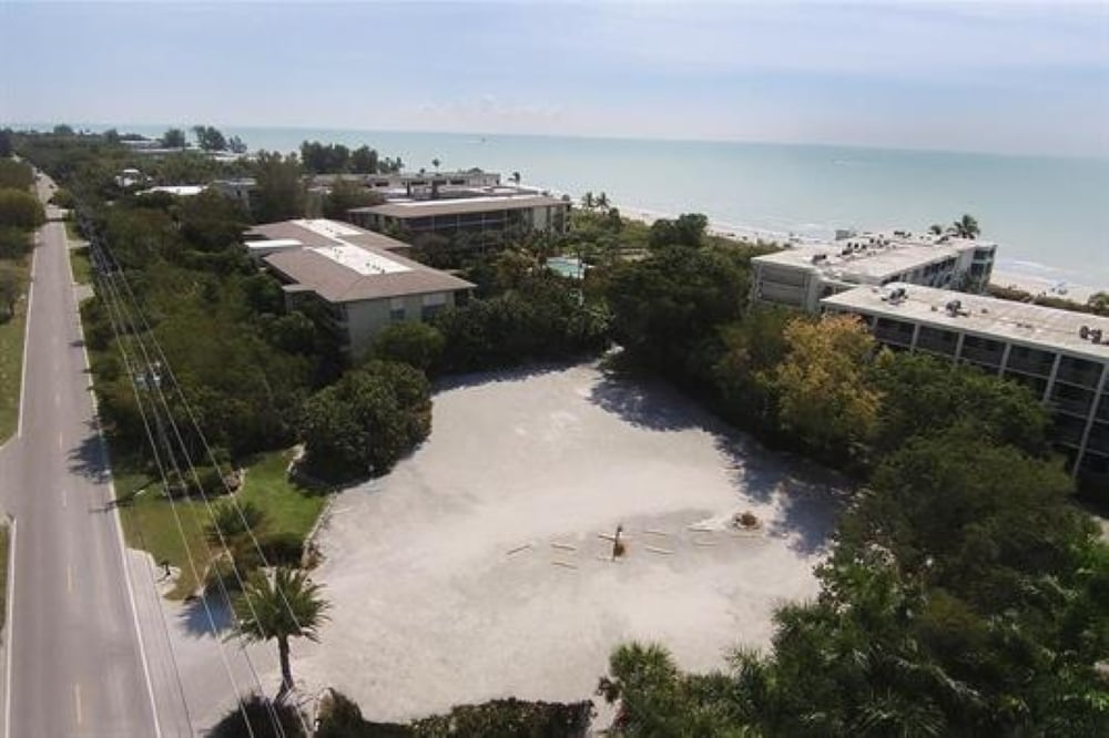 2761 W Gulf Dr, Sanibel, FL for Sale