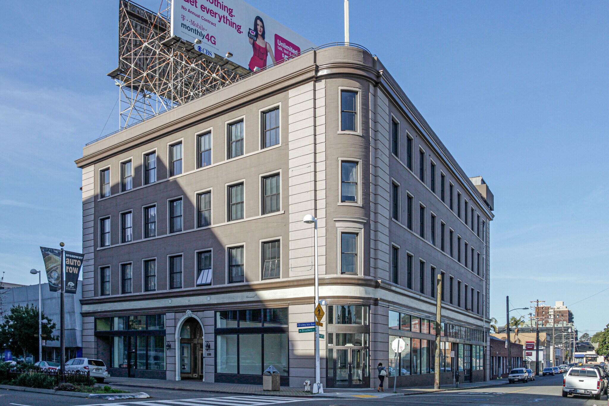 2355 Broadway, Oakland, CA for Rent