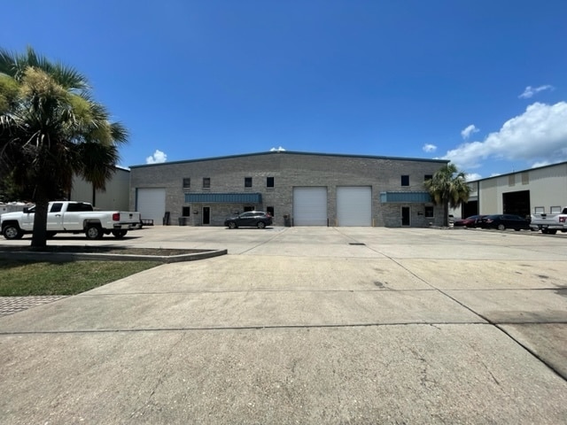 2724 Crestview St, Kenner, LA for Rent