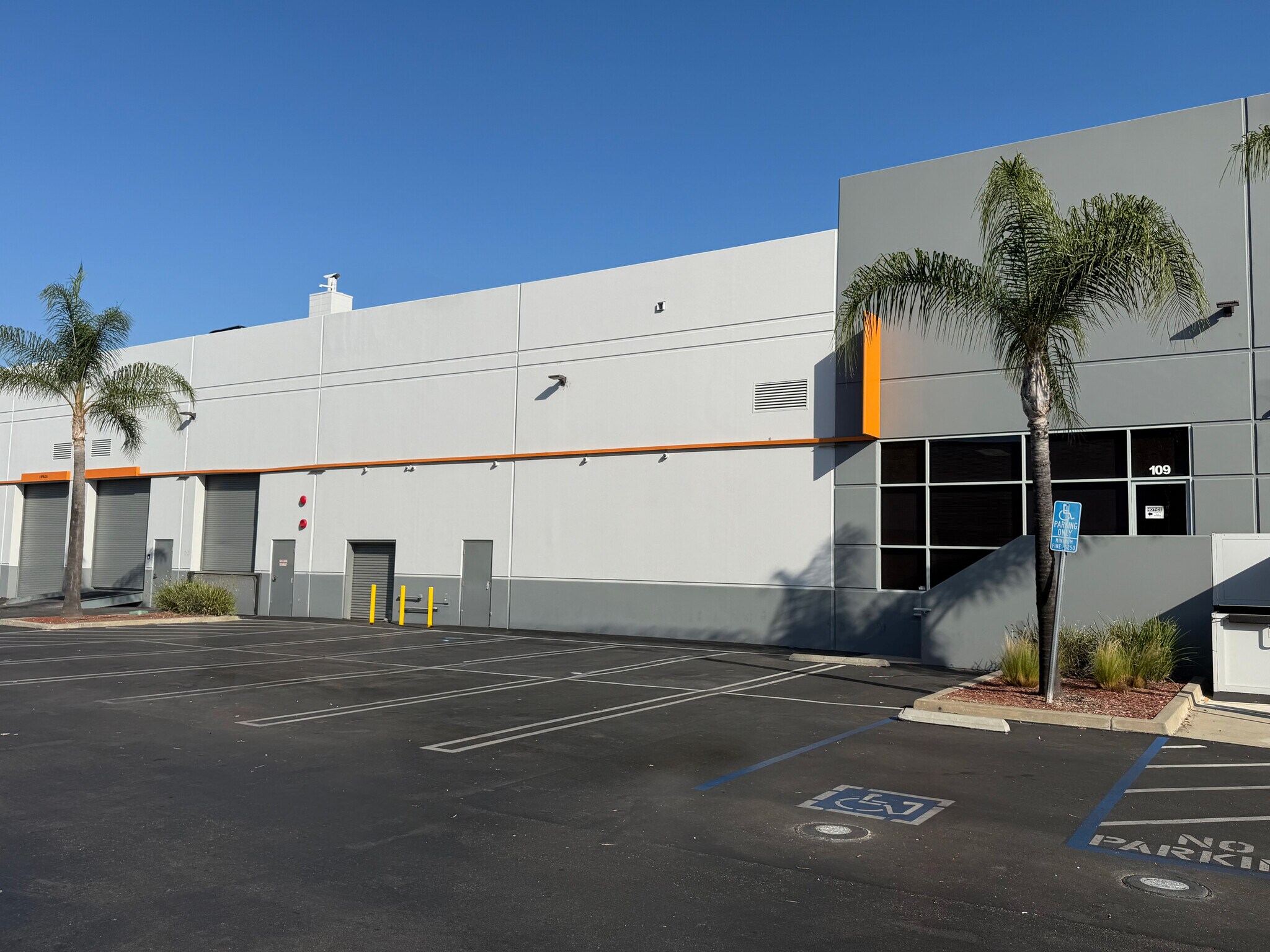 3368-3370 N San Fernando Rd, Los Angeles, CA for Rent