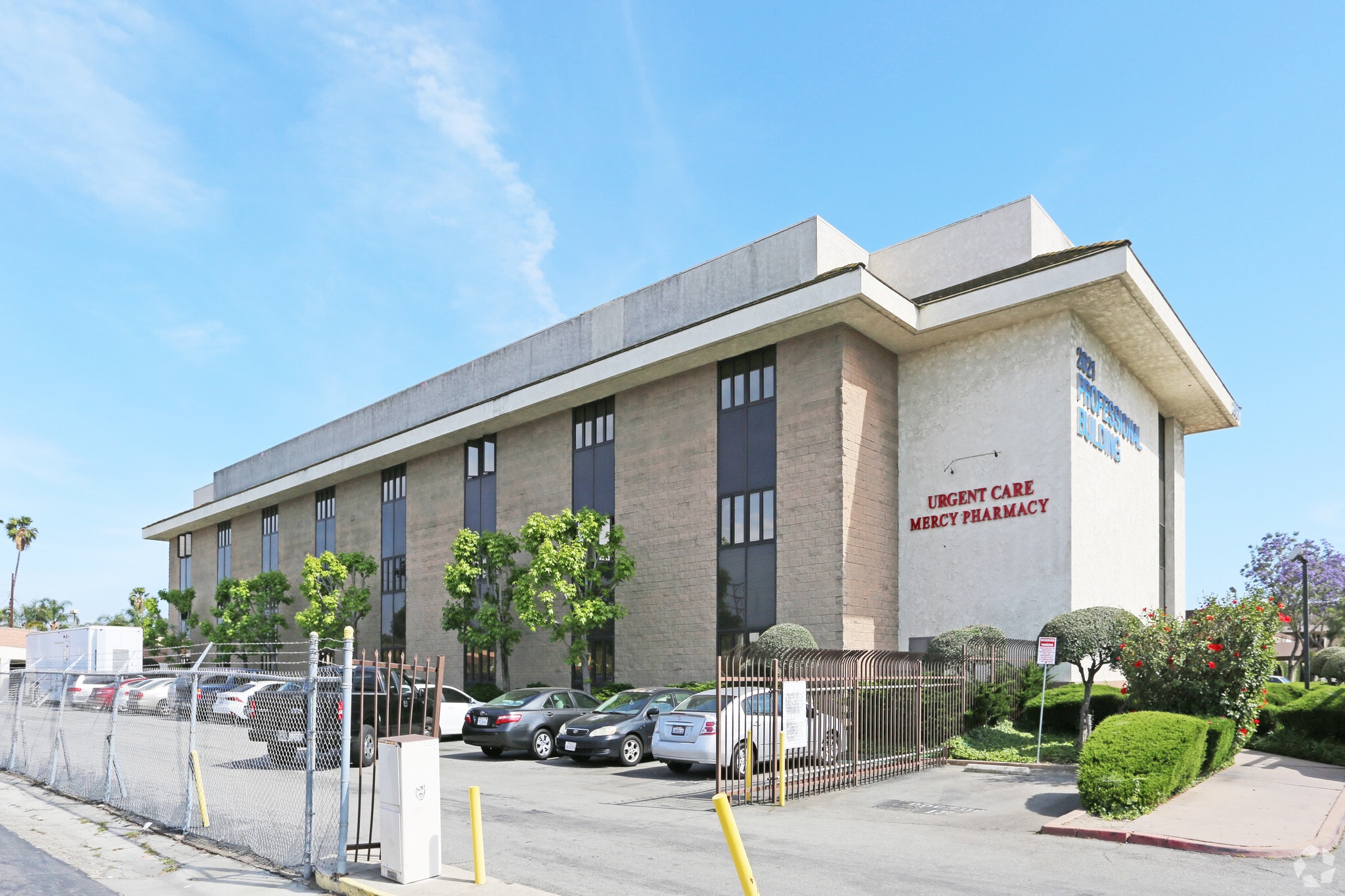 2621 S Bristol St, Santa Ana, CA for Rent