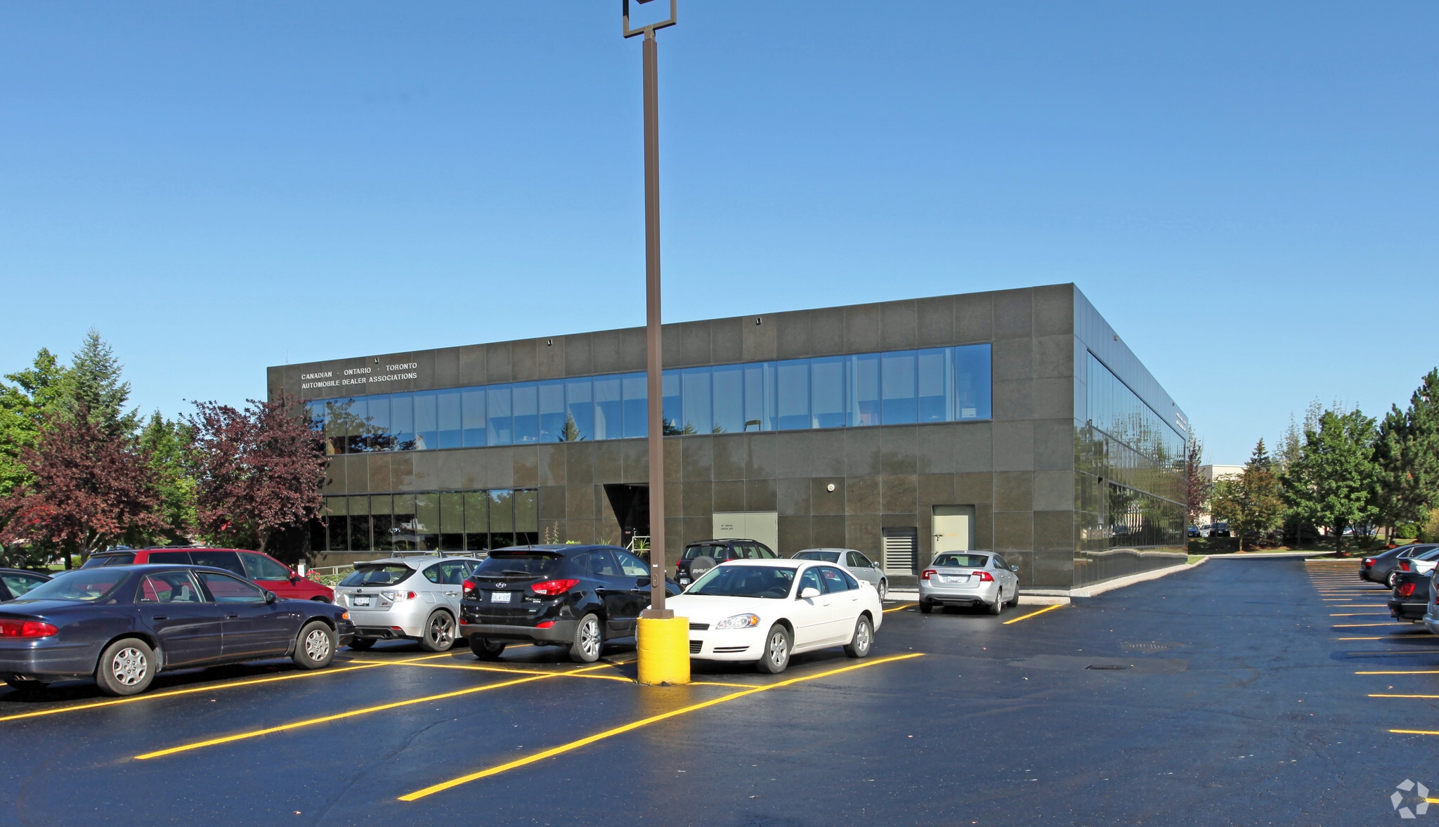 85 Renfrew Dr, Markham, ON for Sale
