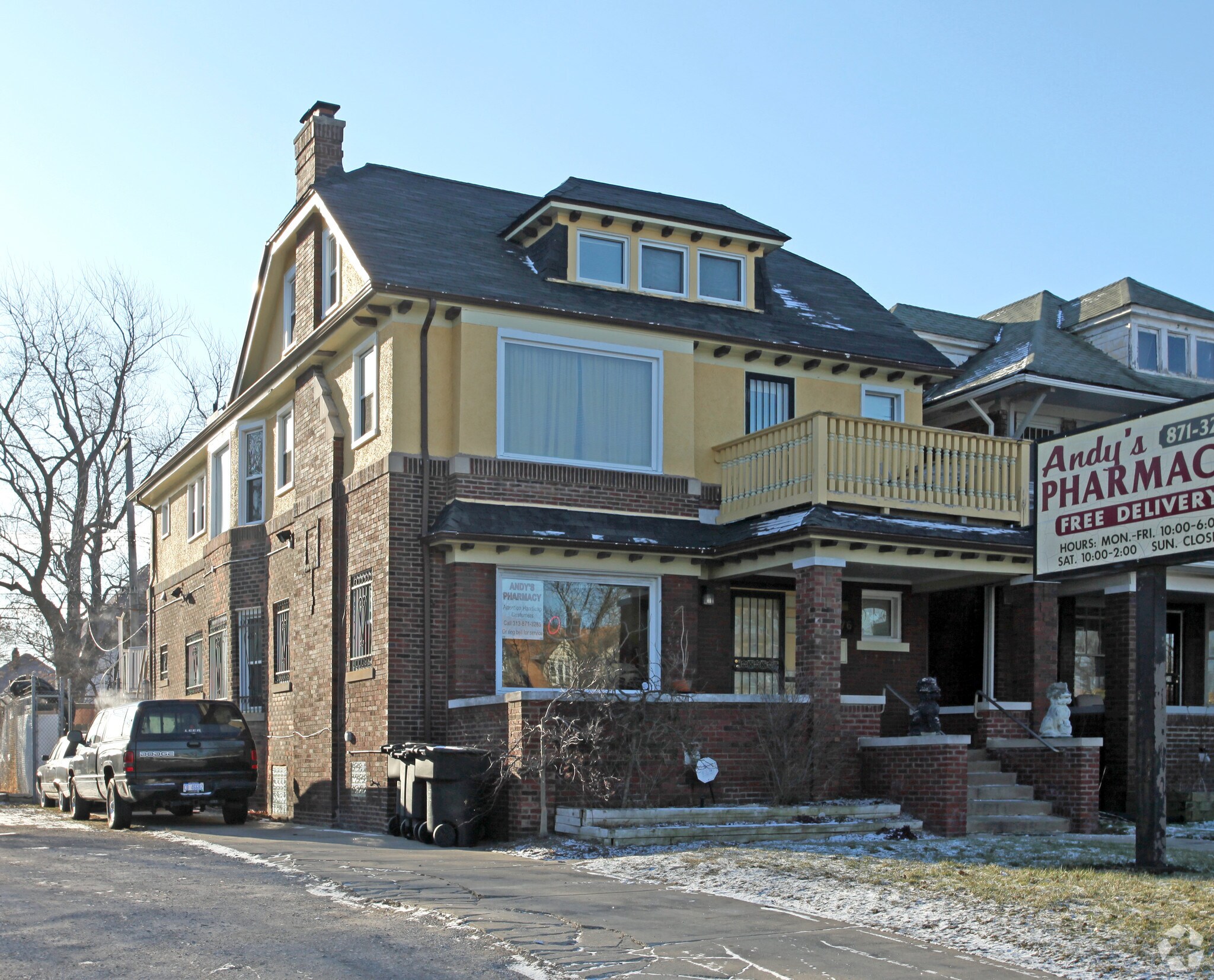 2676 W Grand Blvd, Detroit, MI for Sale