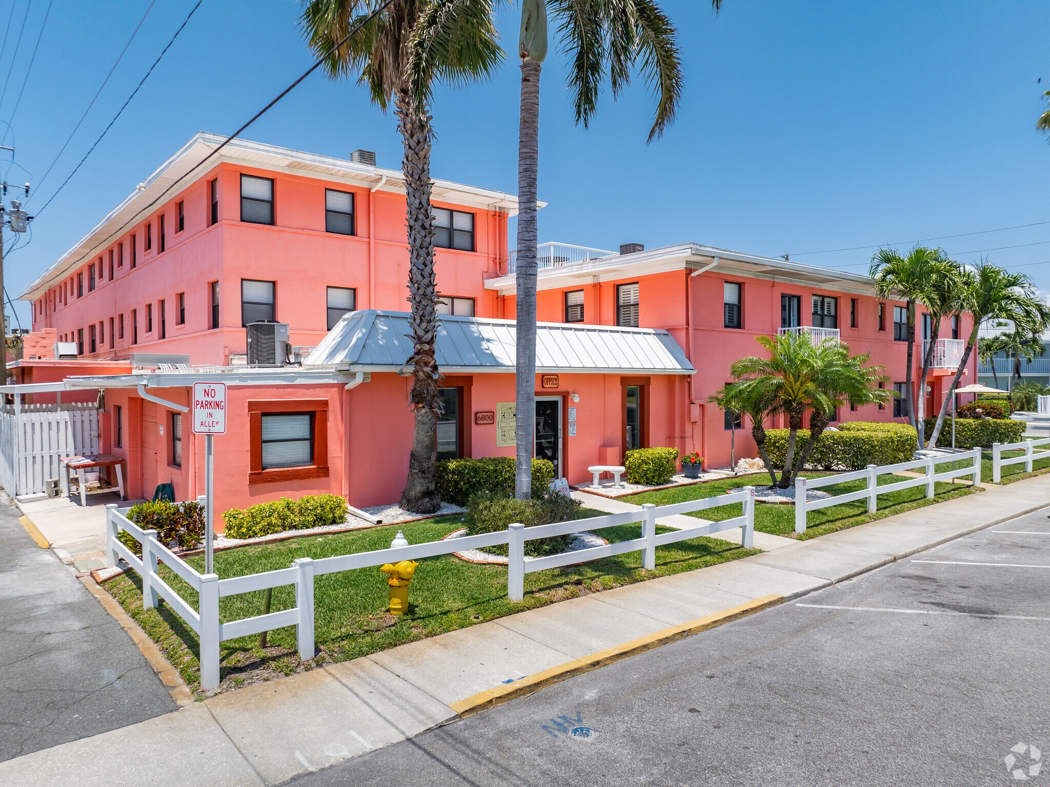 6800 Sunset Way, Saint Pete Beach, FL for Sale