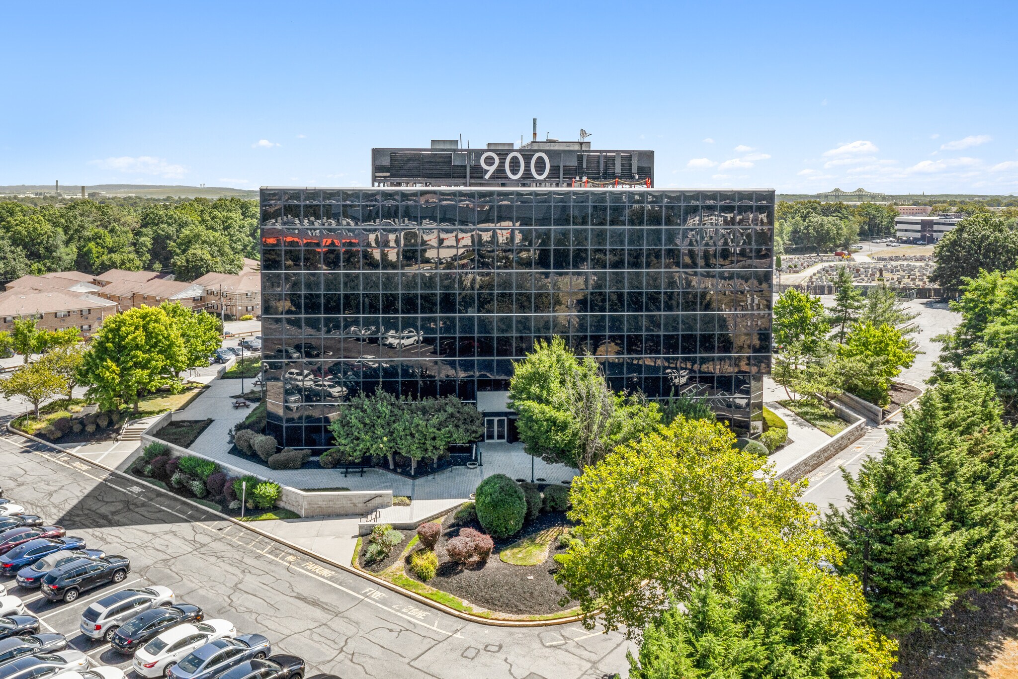 900 US Highway 9 N, Woodbridge, NJ for Rent