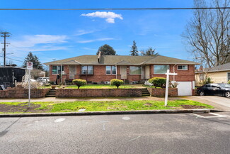 Portland, OR undefined - 8128-8132 NE Beech St