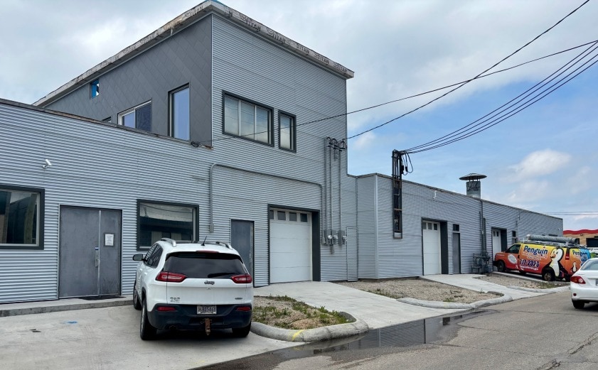 425-439 Century St, Winnipeg, MB for Rent