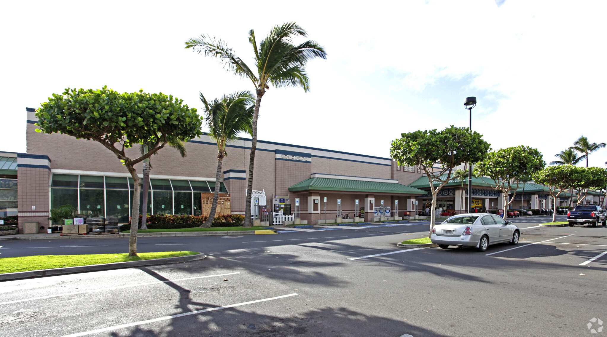 270 Dairy Rd Kahului, HI 96732 Retail Property for Lease on