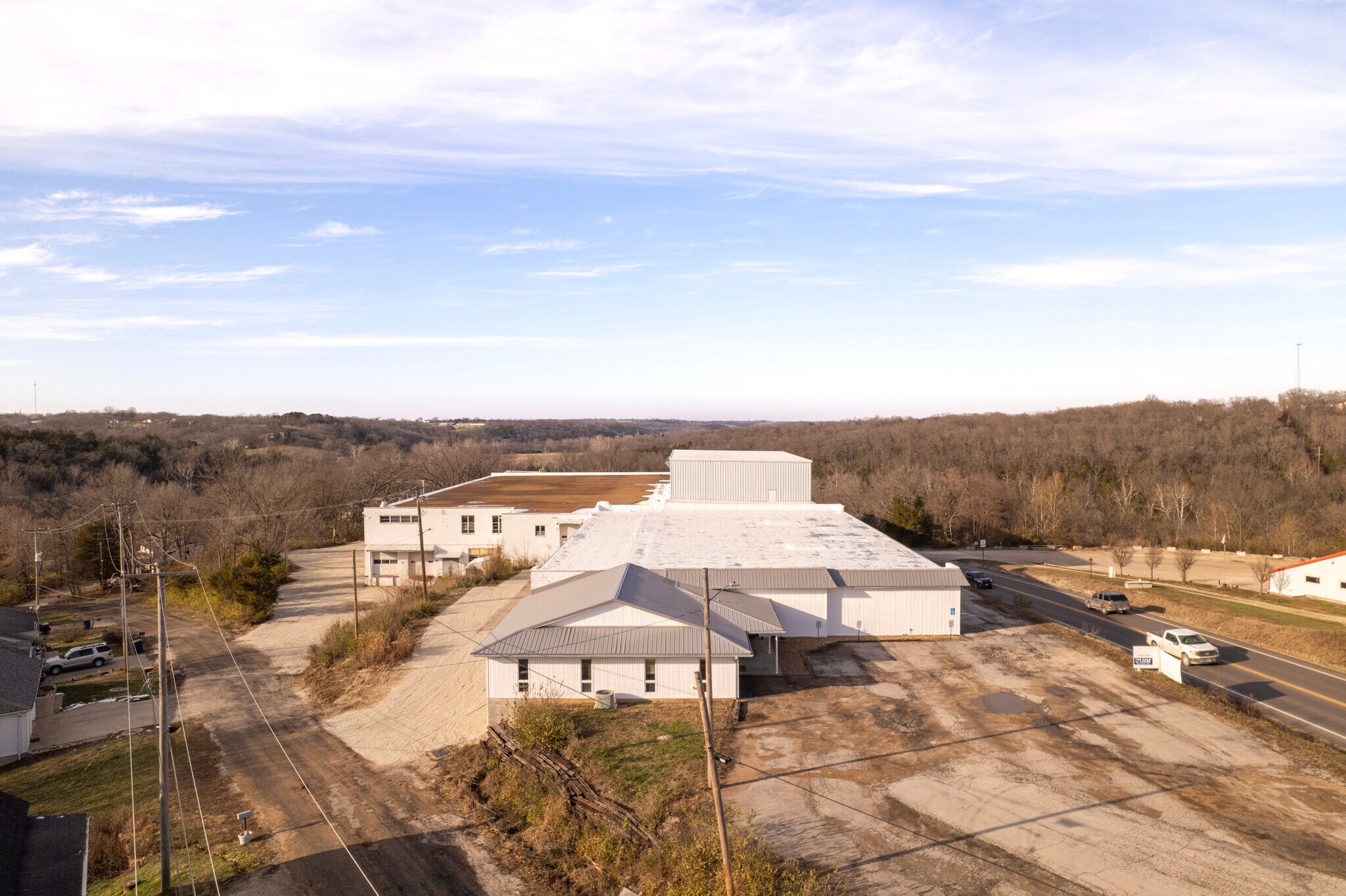 209 W Main St, Linn, MO for Sale