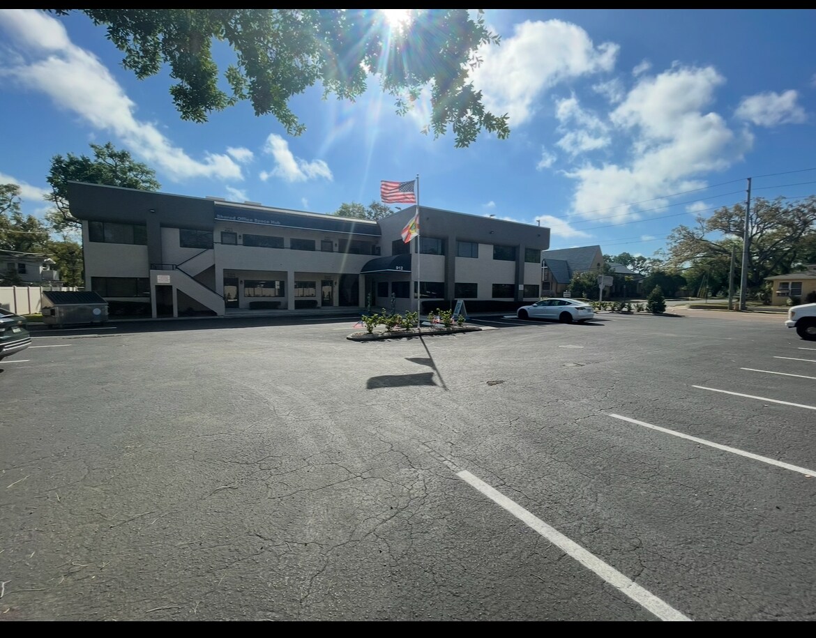 912 Drew St, Clearwater, FL for Rent