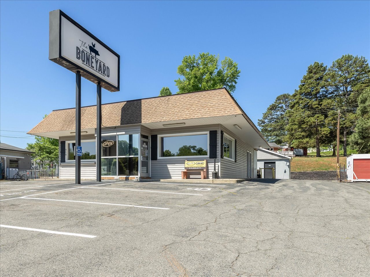 919 N 2nd Ave, Siler City, NC for Sale