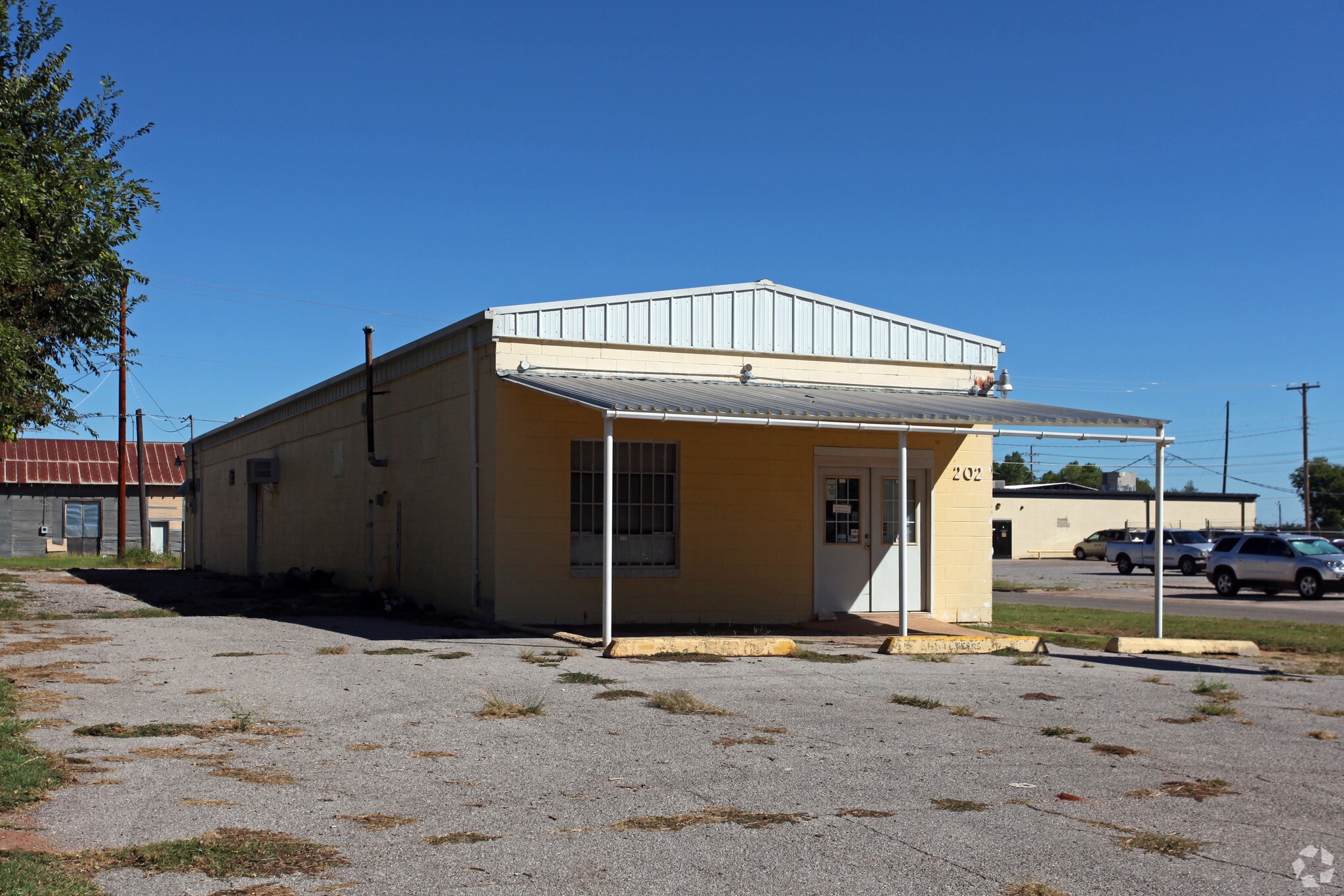 202 W Iowa Ave, Chickasha, OK for Sale