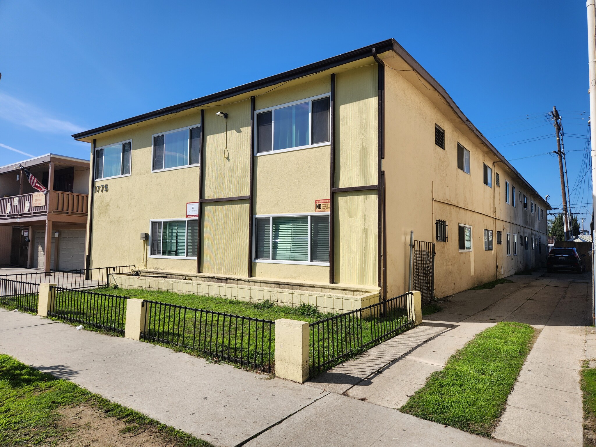 1775 Locust Ave, Long Beach, CA for Sale