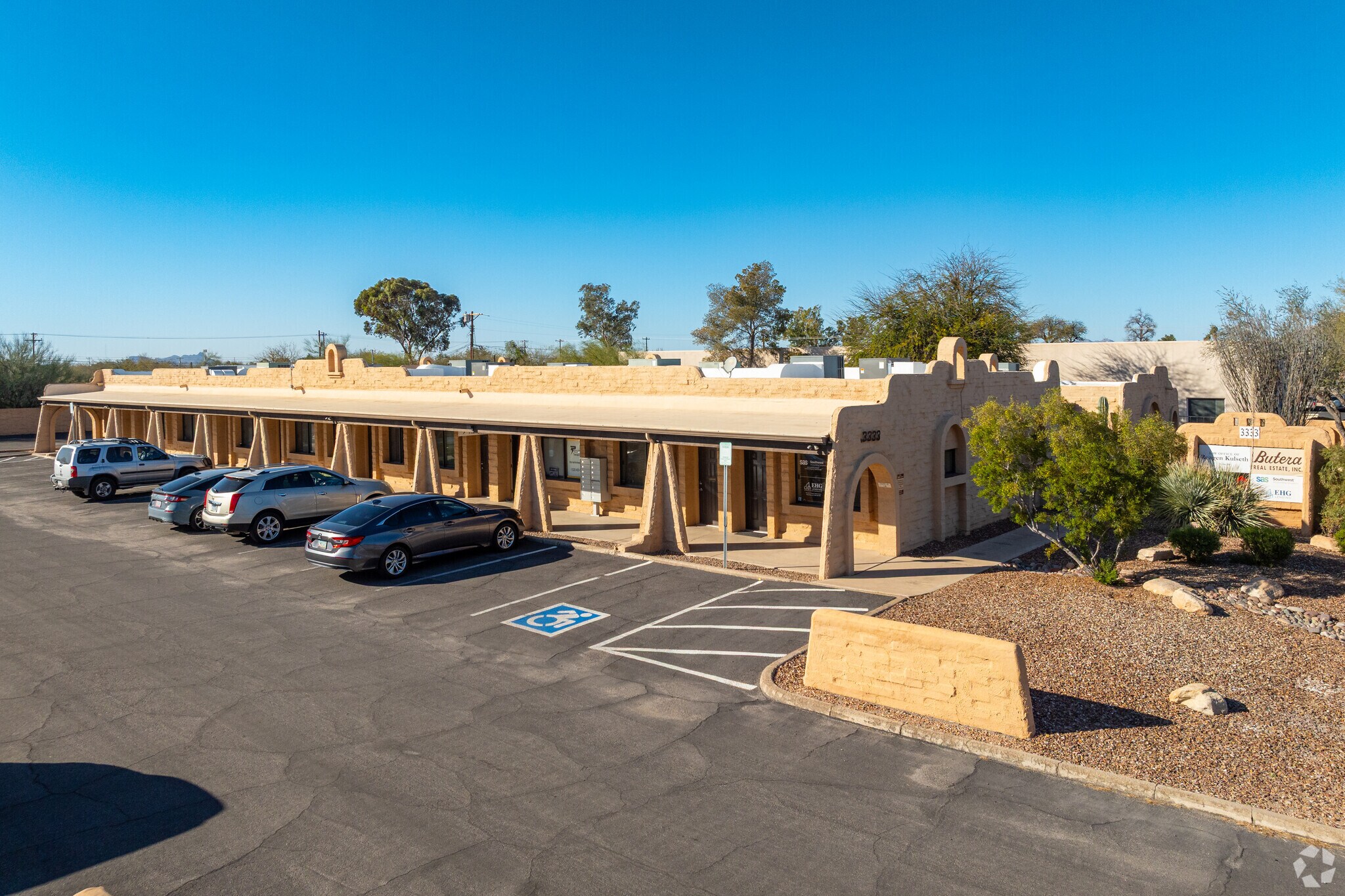 3333 N Campbell Ave, Tucson, AZ for Rent