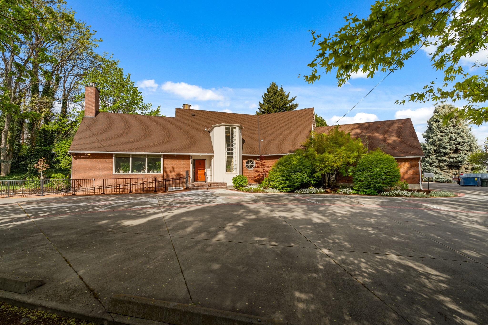 1001 Cherry Heights Rd, The Dalles, OR for Sale