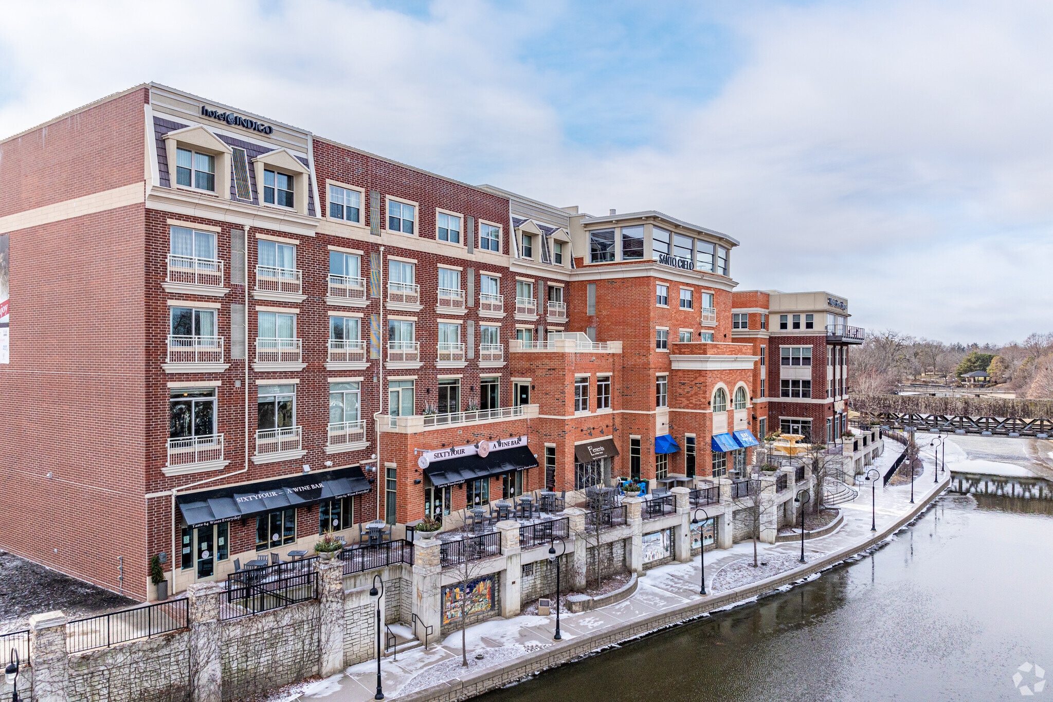 123 Water St, Naperville, IL for Rent