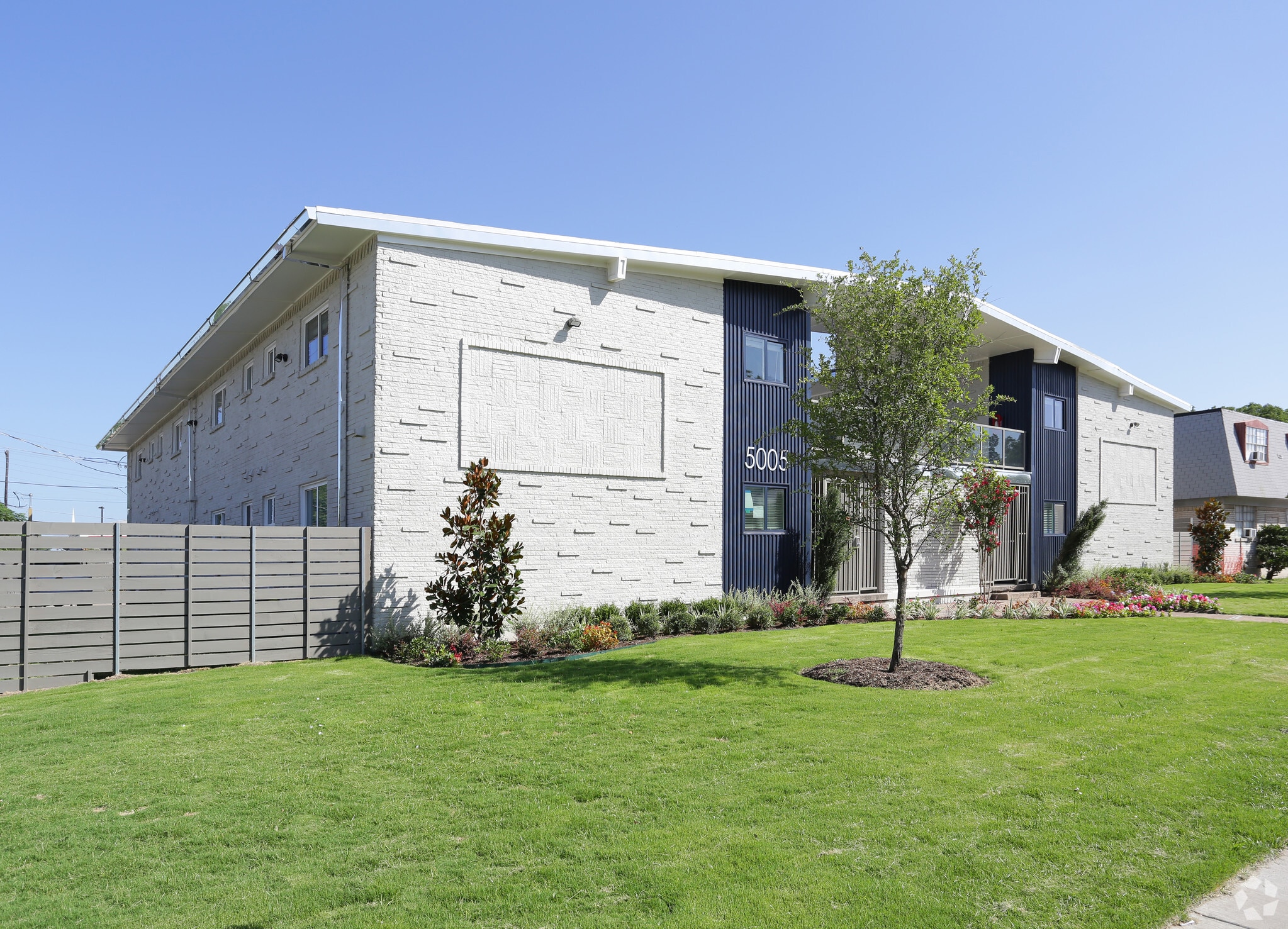 5005 San Jacinto St, Dallas, TX for Sale