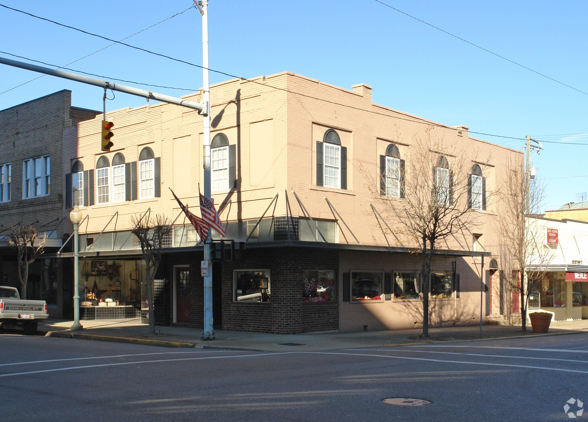 123 S 3rd St, Ironton, OH for Sale
