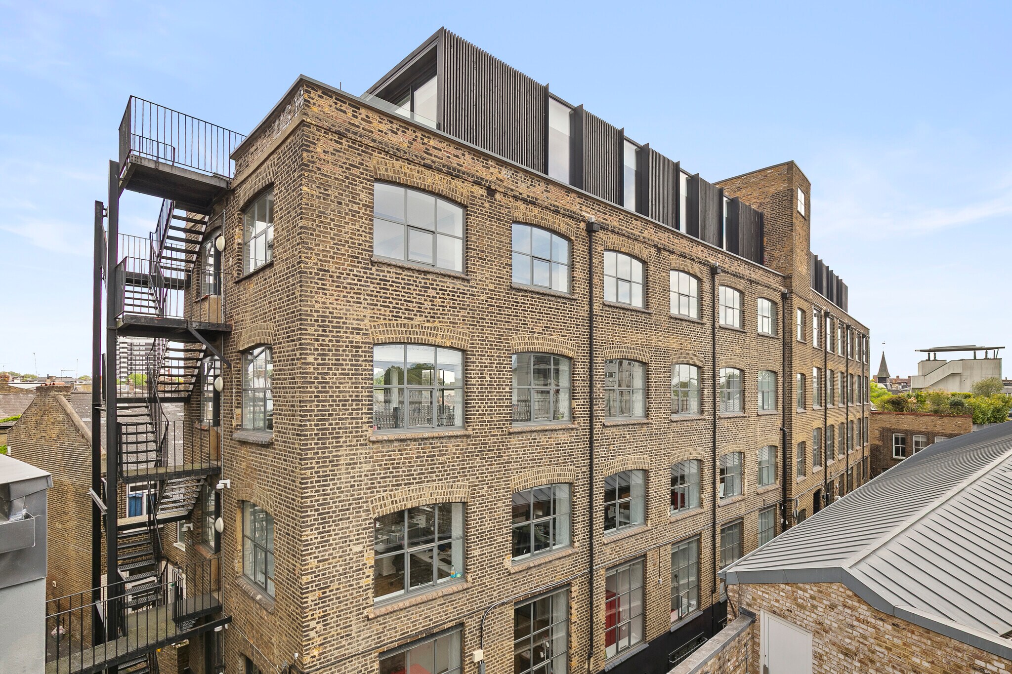 Perren St, London, LND for Rent
