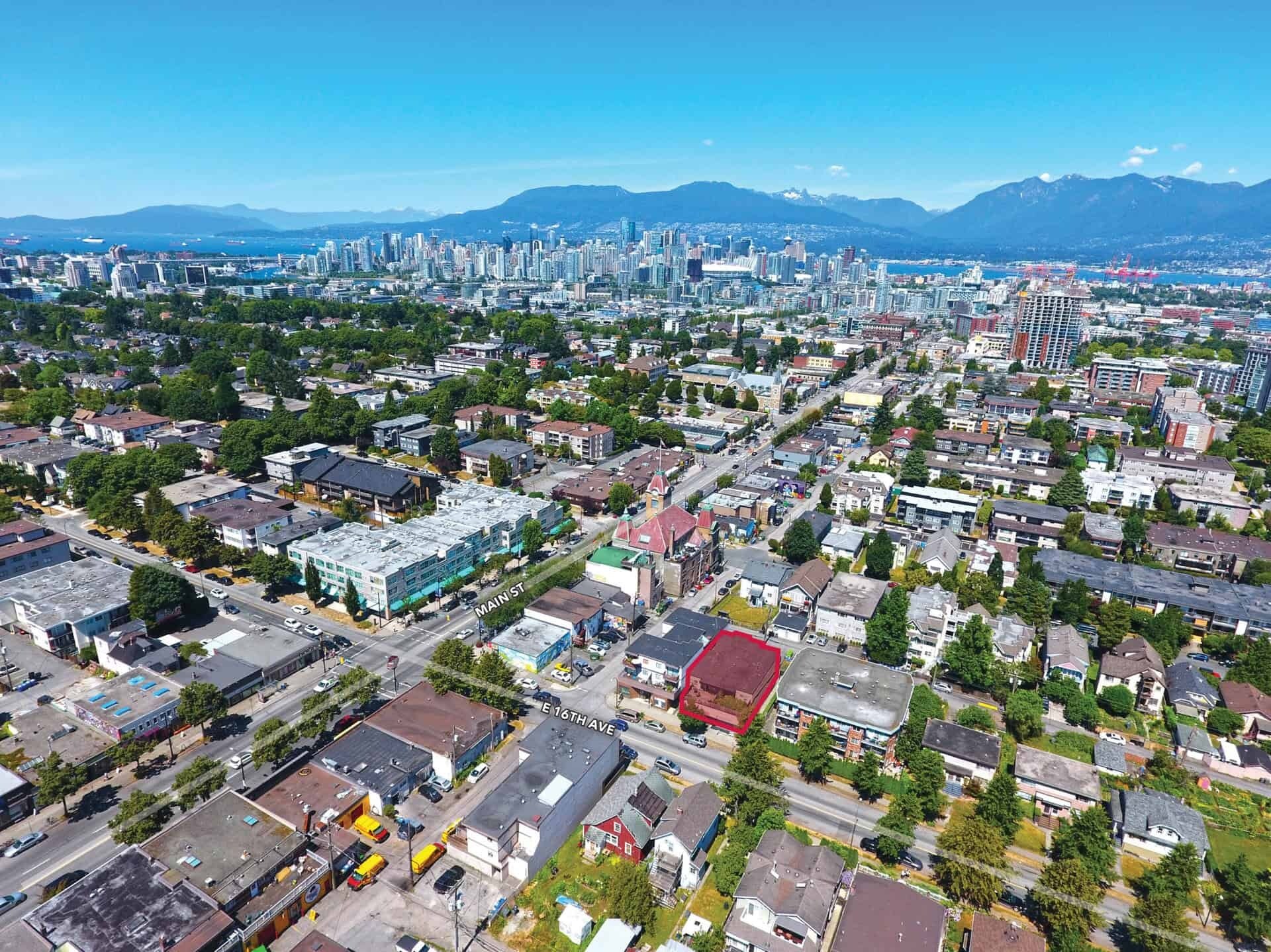 217-221 16th Av E, Vancouver, BC for Sale