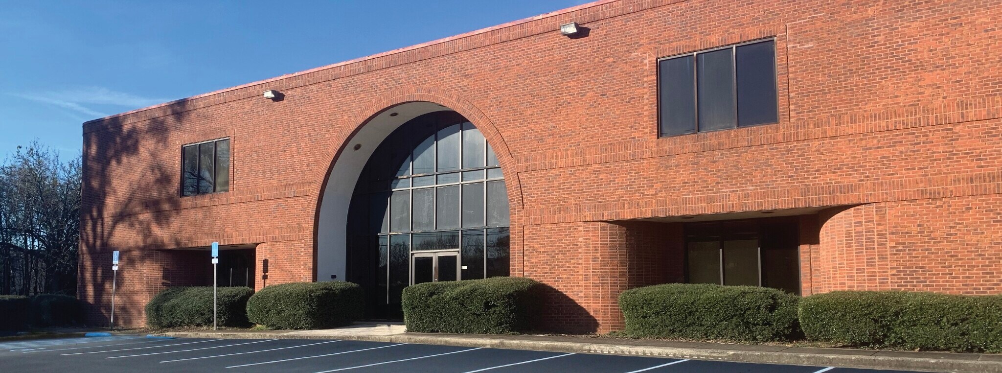 130 W Oxmoor Rd, Birmingham, AL for Sale