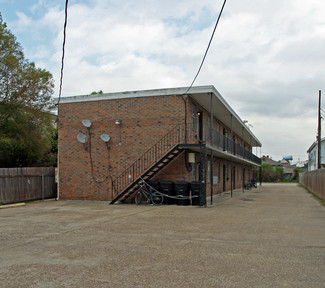 New Orleans, LA Apartments - 529 Central Ave