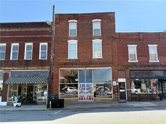 Madison, NC Storefront Retail/Office - 106 E Murphy