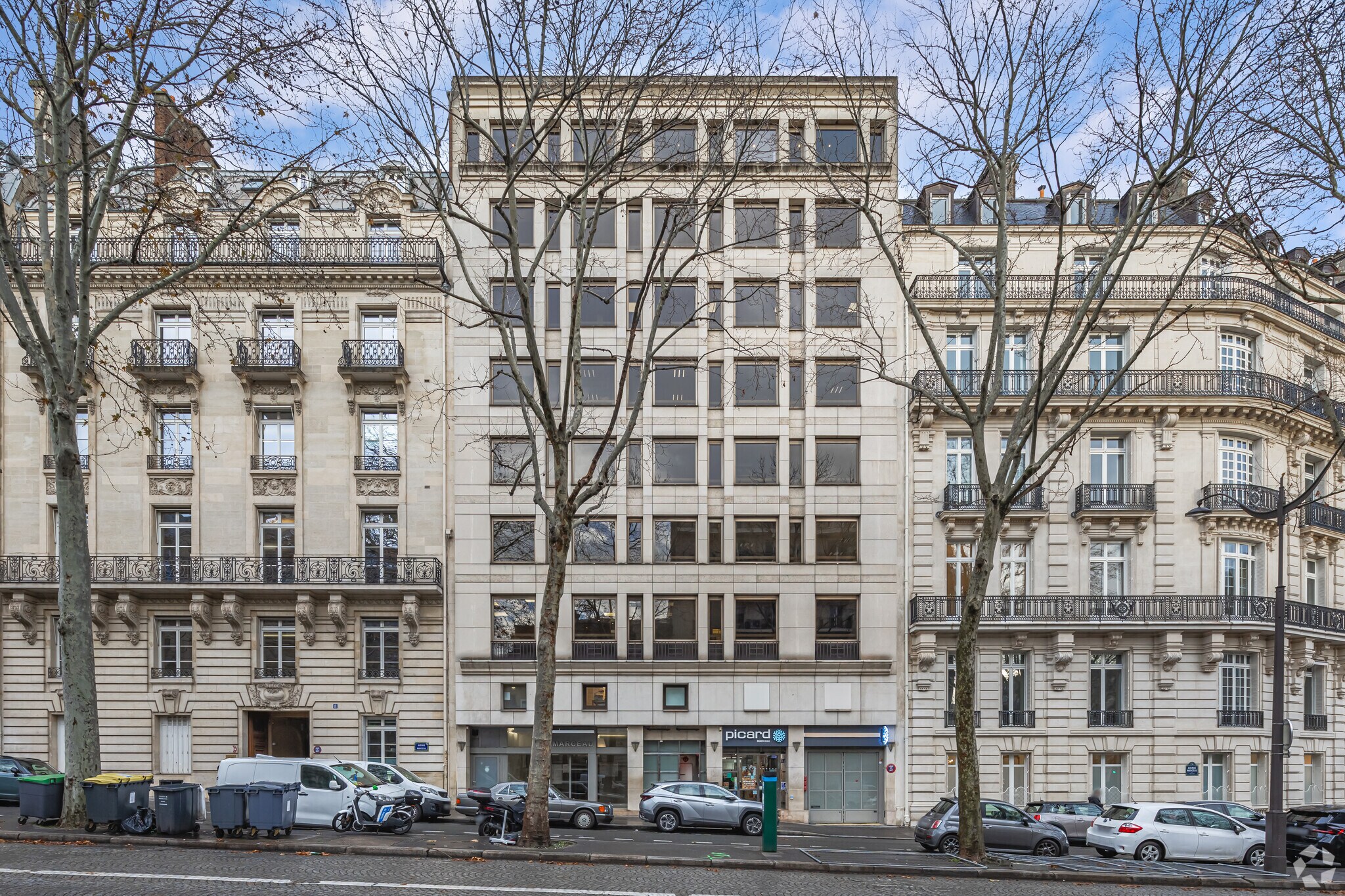 , Paris, PAR for Rent