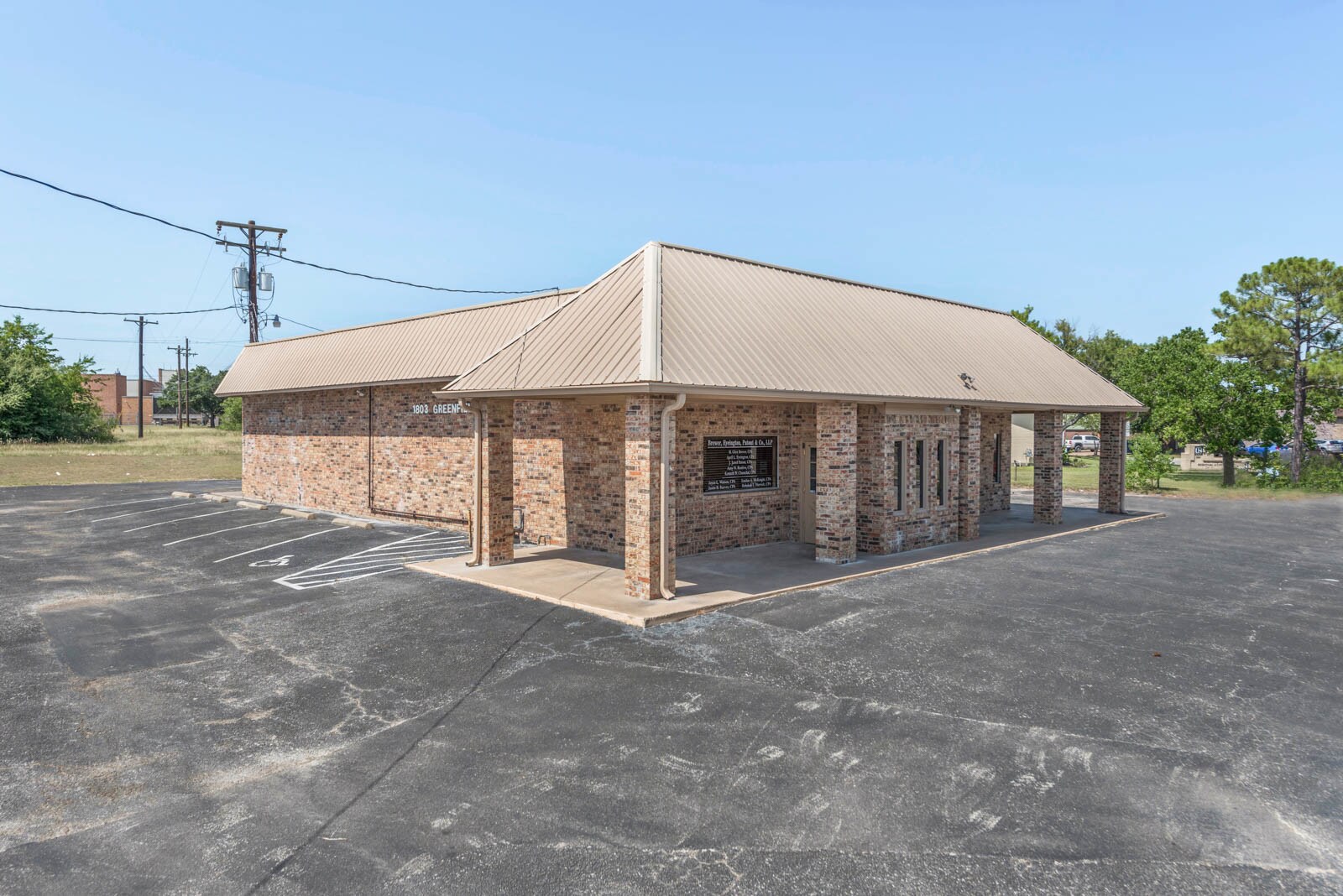 1803 Greenfield Plz, Bryan, TX for Sale