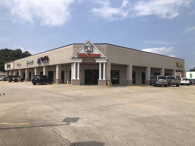 715 Texas Ave, Bridge City, TX for Sale