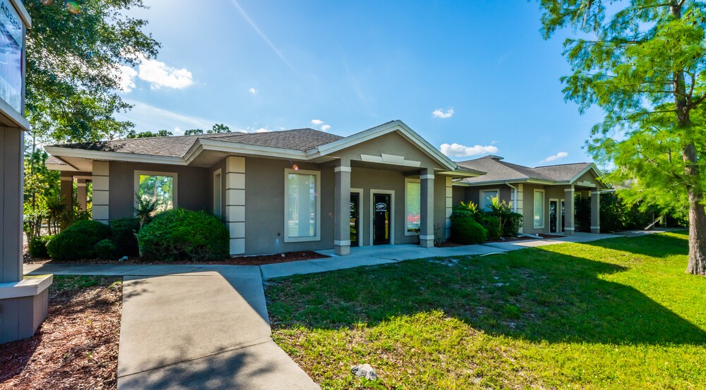 1850 Clyde Morris Blvd, Daytona Beach, FL for Sale