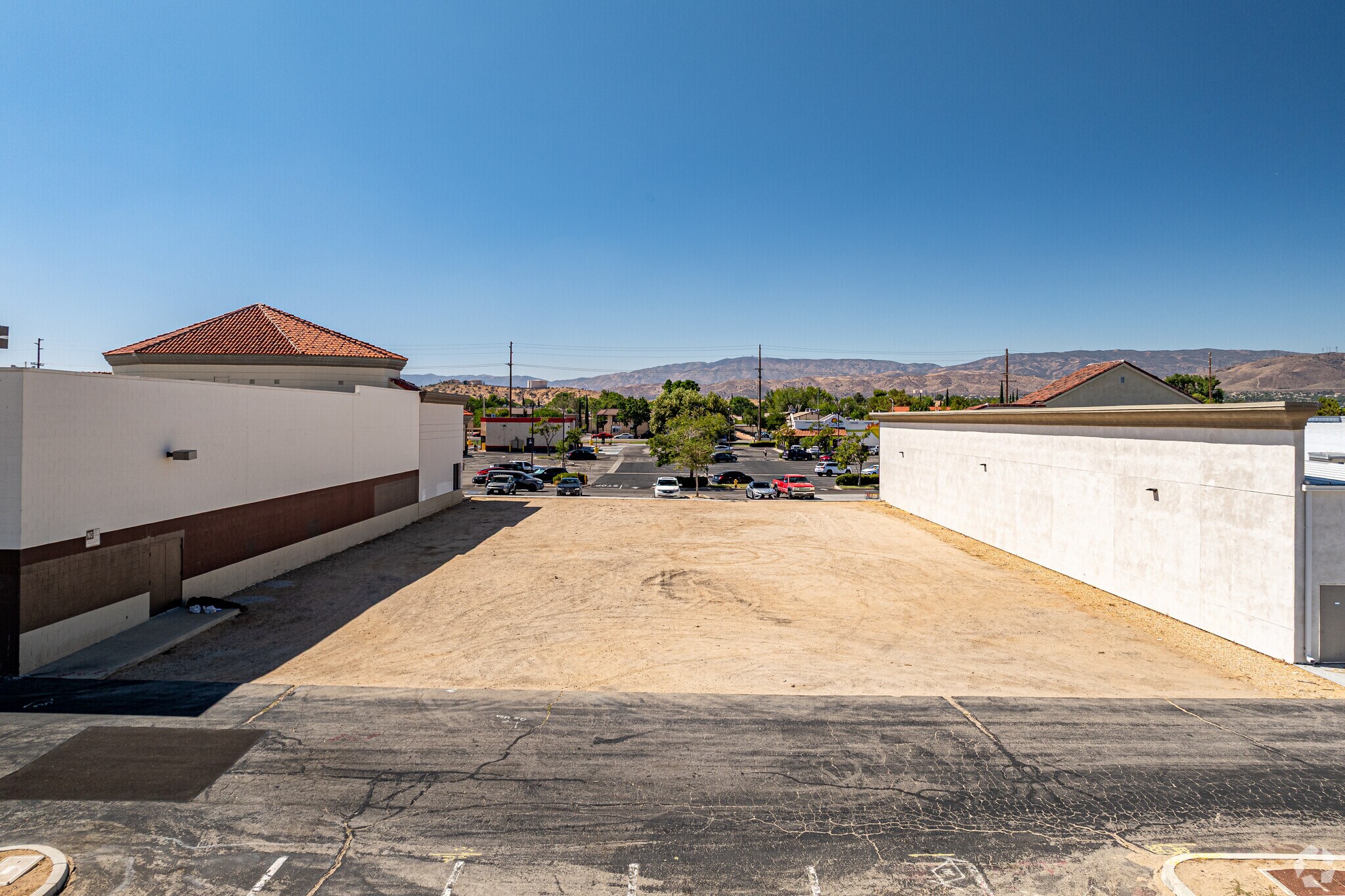 4105 W Avenue L, Lancaster, CA for Rent