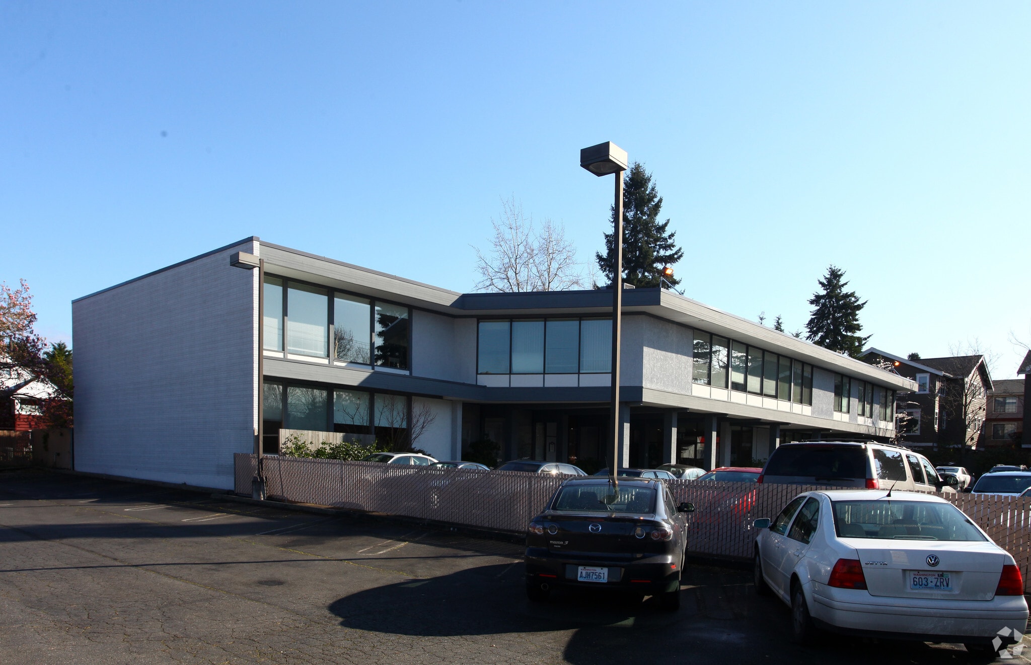 4026 NE 55th St, Seattle, WA for Rent