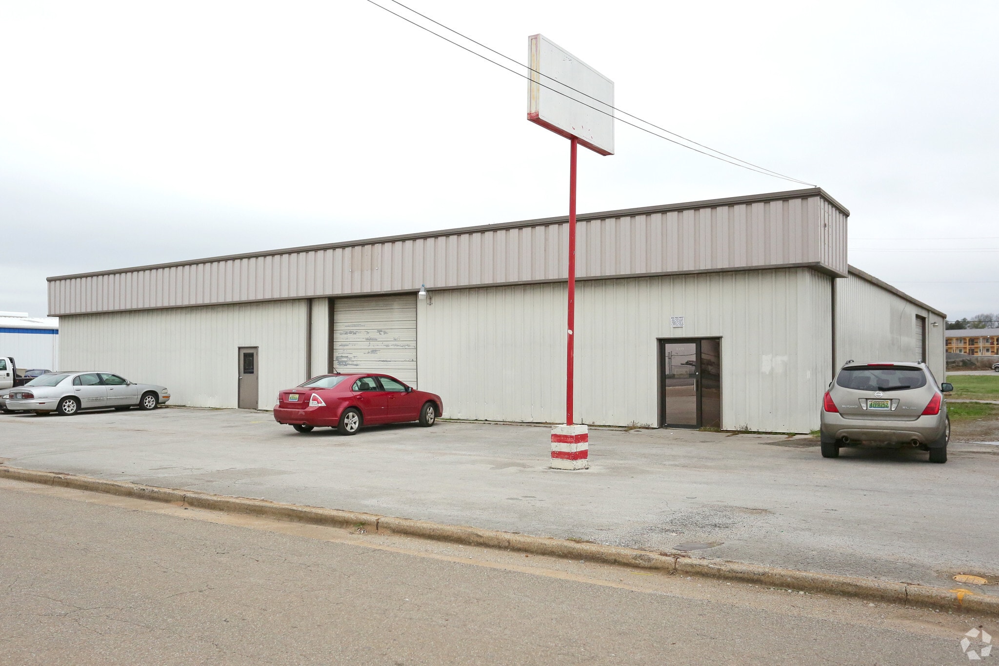 1009 Putman Dr NW, Huntsville, AL for Rent