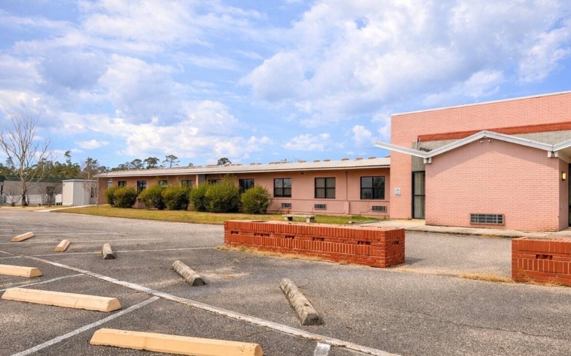 20370 NE Burns Ave, Blountstown, FL for Sale