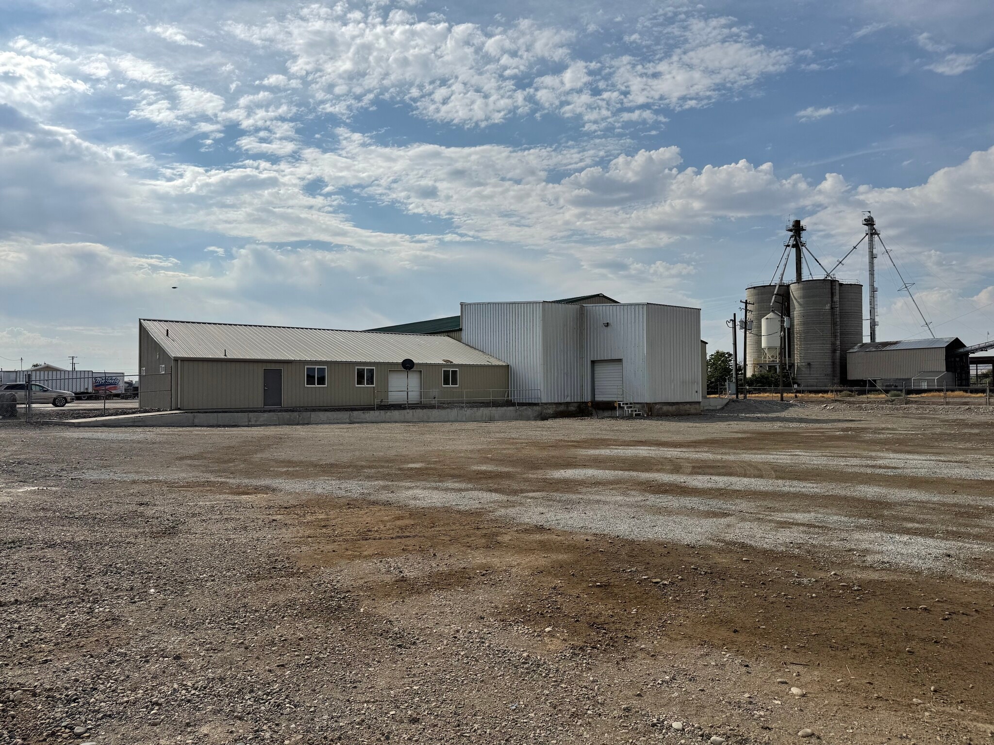 396 Grain Terminal Rd, Burbank, WA for Sale