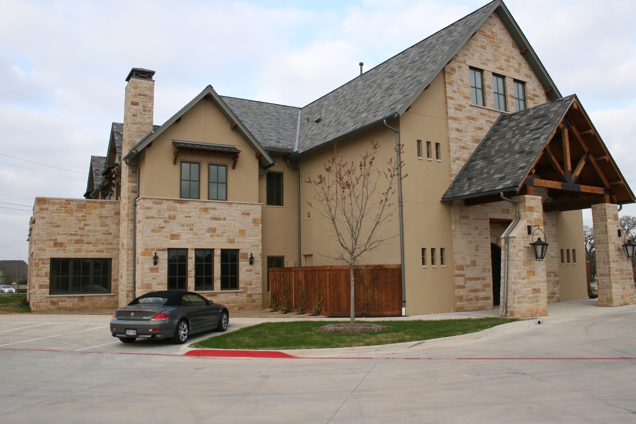 1121 S Carroll Ave Southlake, TX 76092 Office Property for Lease on