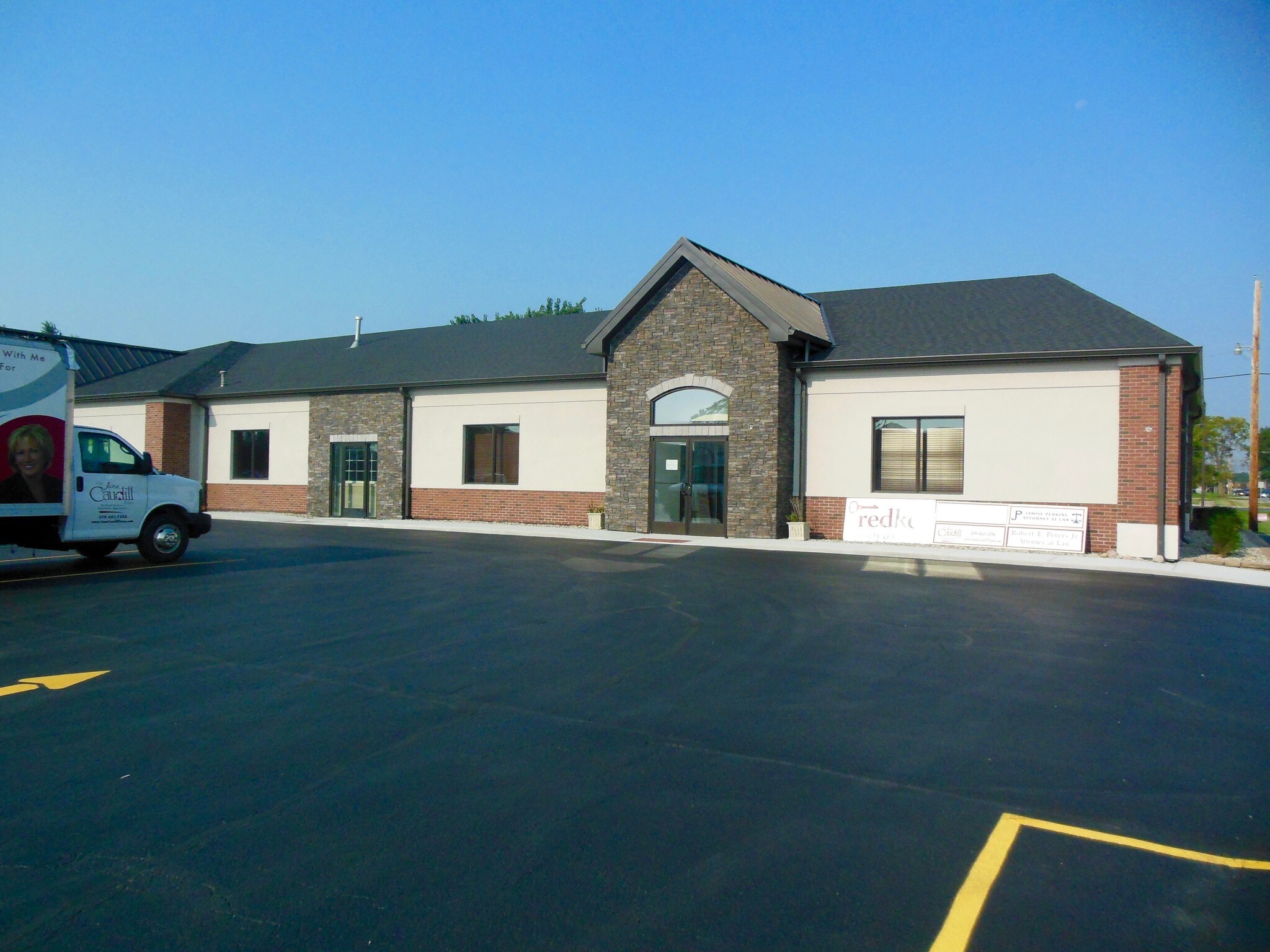 503 E Summit, Crown Point, IN for Rent