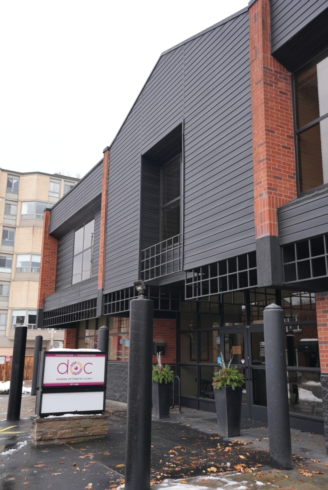 160 King St W, Hamilton, ON for Rent