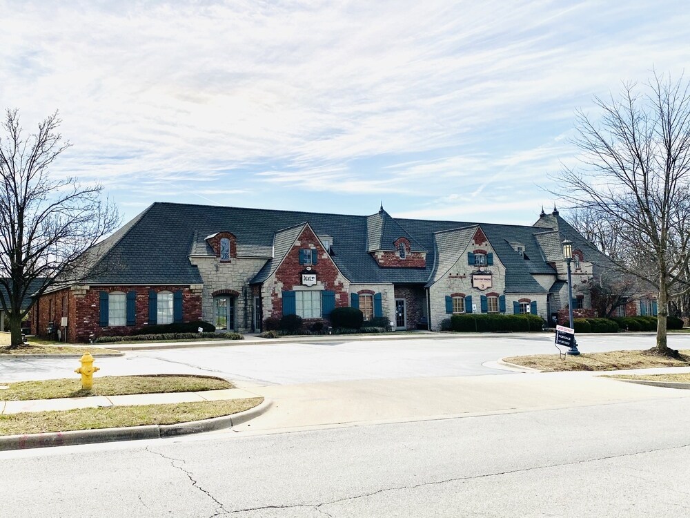 1420-1426 S Bradford Pky, Springfield, MO for Rent