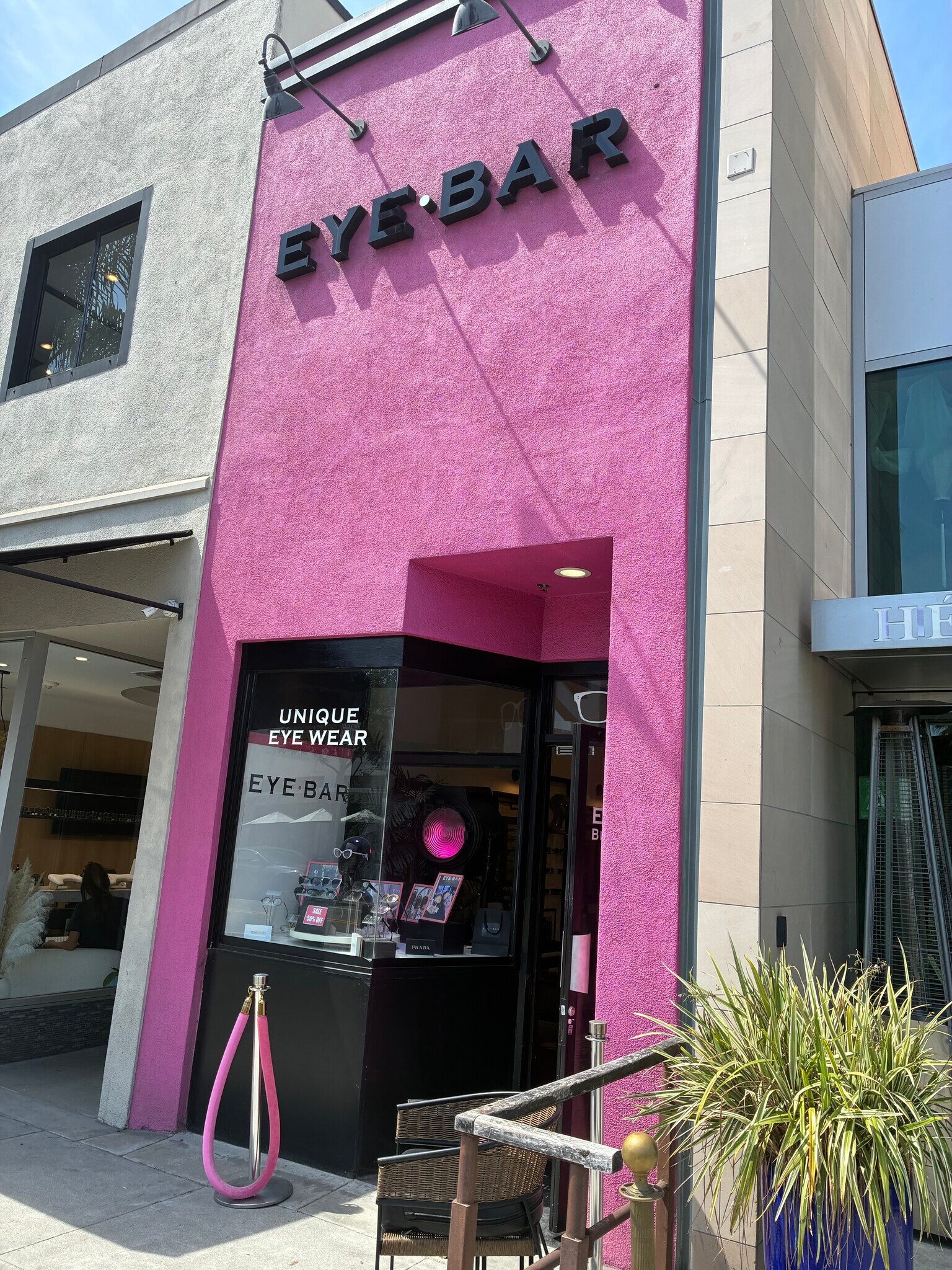 453-461 N Canon Dr, Beverly Hills, CA for Rent