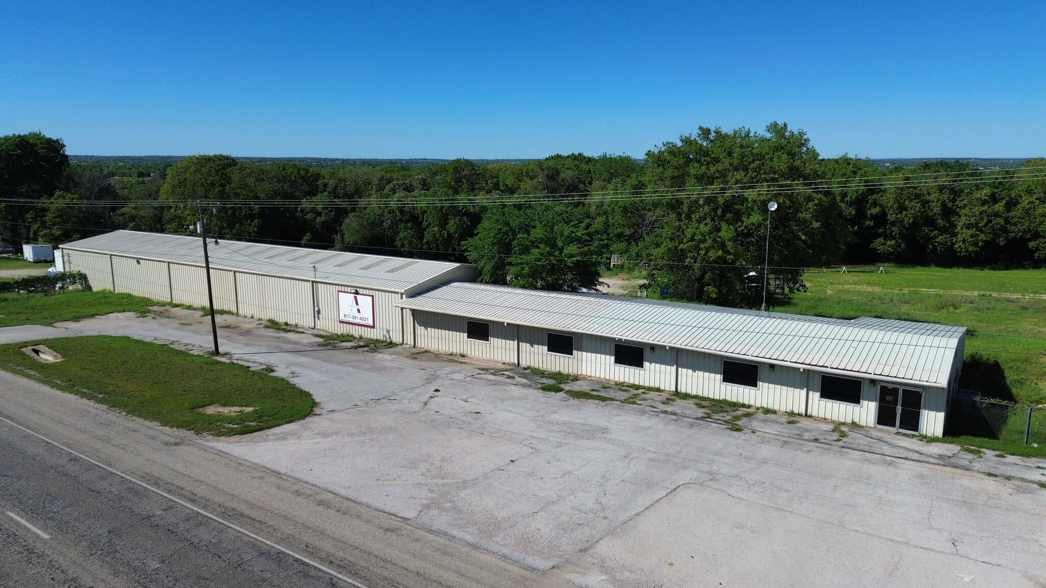 2791 E Highway 199, Springtown, TX for Rent