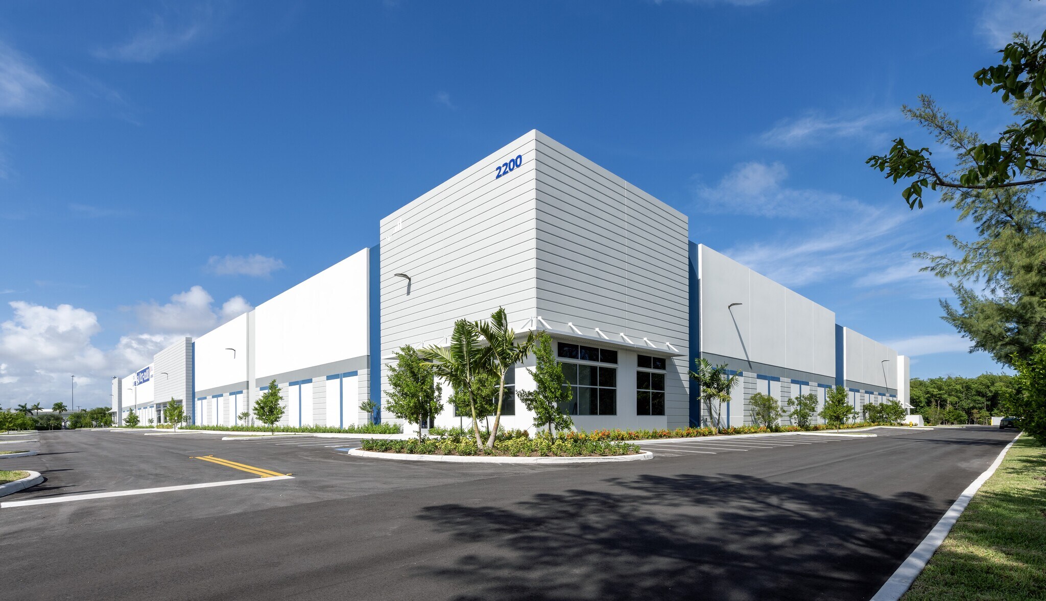 2200 NE 7th Ave, Dania Beach, FL for Rent